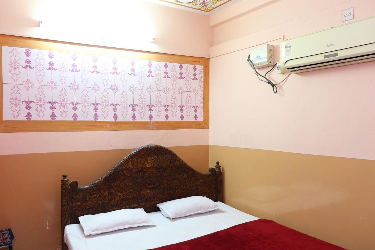 Jamna Vilas Home Stay ไบคาเนอร์ ภายนอก รูปภาพ