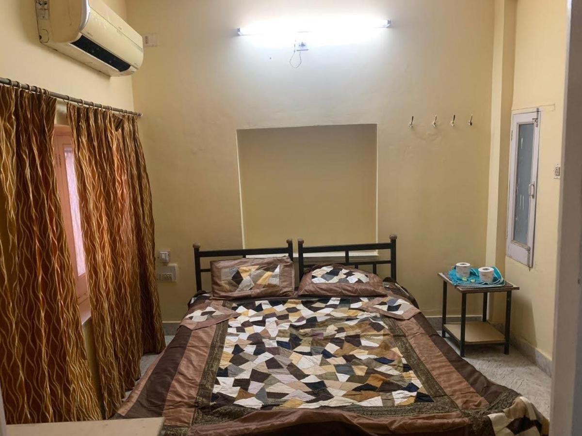 Jamna Vilas Home Stay ไบคาเนอร์ ภายนอก รูปภาพ