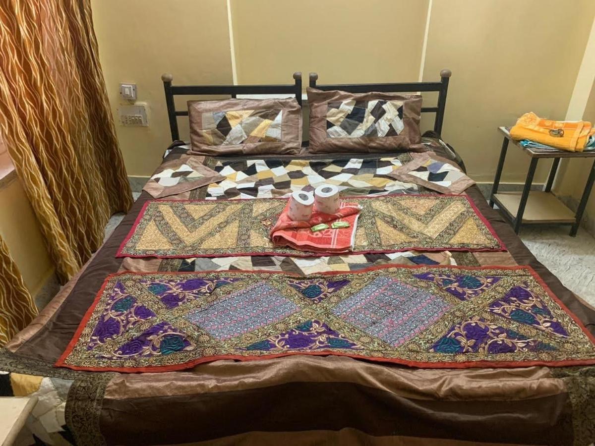 Jamna Vilas Home Stay ไบคาเนอร์ ภายนอก รูปภาพ
